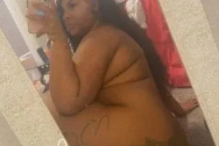 NEW in Town 👅💦🐐 Cum get milkedddd - Image 5